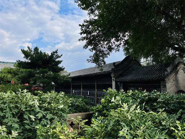 十方奉圣禅寺：赏古建风韵<strong></p>
<p>奉币</strong>，沐奉圣梵音