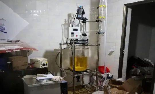 任奉江：毒雾中的“追光者”