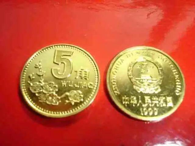 小心<strong></p>
<p>清币</strong>！你收藏的梅花套币可能是水洗币！