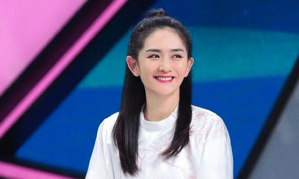 谢娜“借3万澳元还3万网民币”<strong></p>
<p>给币网</strong>，从社交看出，她是假抠门真仗义