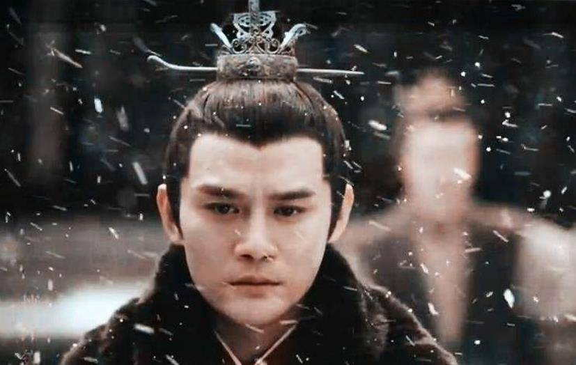 他先后消灭六国<strong></p>
<p>数子货币</strong>，可惜膝下无子，后找来寡妇连生数子