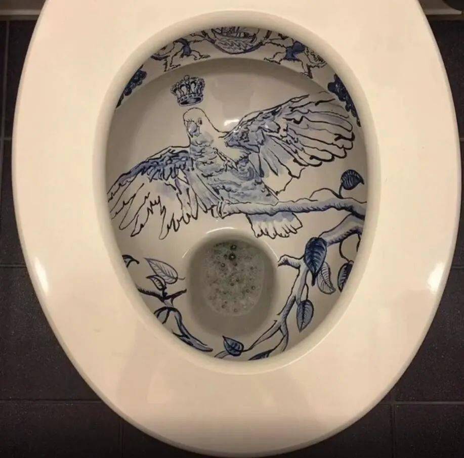 【搞笑】有屎以来最优雅的<strong></p>
<p>屎币</strong>！
