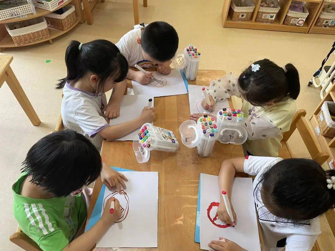 【绿幼趣事】无烟世界<strong></p>
<p>绿行币</strong>，健康“童”行