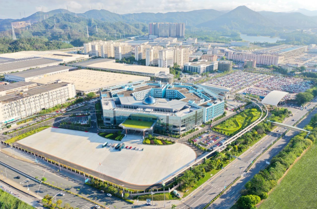 南财观察｜2023年GDP增长18%<strong></p>
<p>深圳GDP</strong>，深圳坪山何以兼得产业“换挡”与“提速”