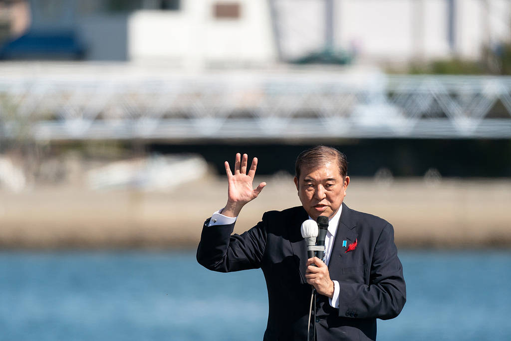 美媒：若石破茂下台<strong></p>
<p>和字币</strong>，日本可能重回首相频繁更迭期