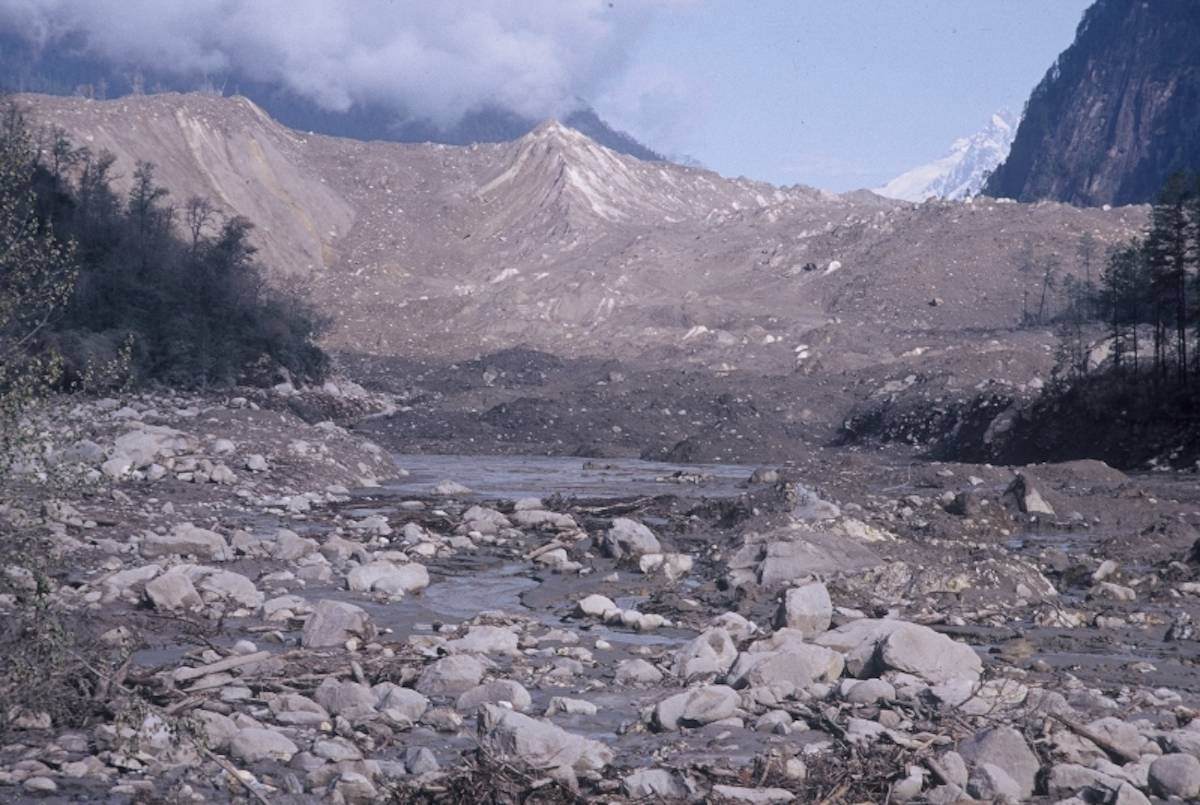 “亚洲水塔”留不住水了<strong></p>
<p>货币和钱的区别</strong>？