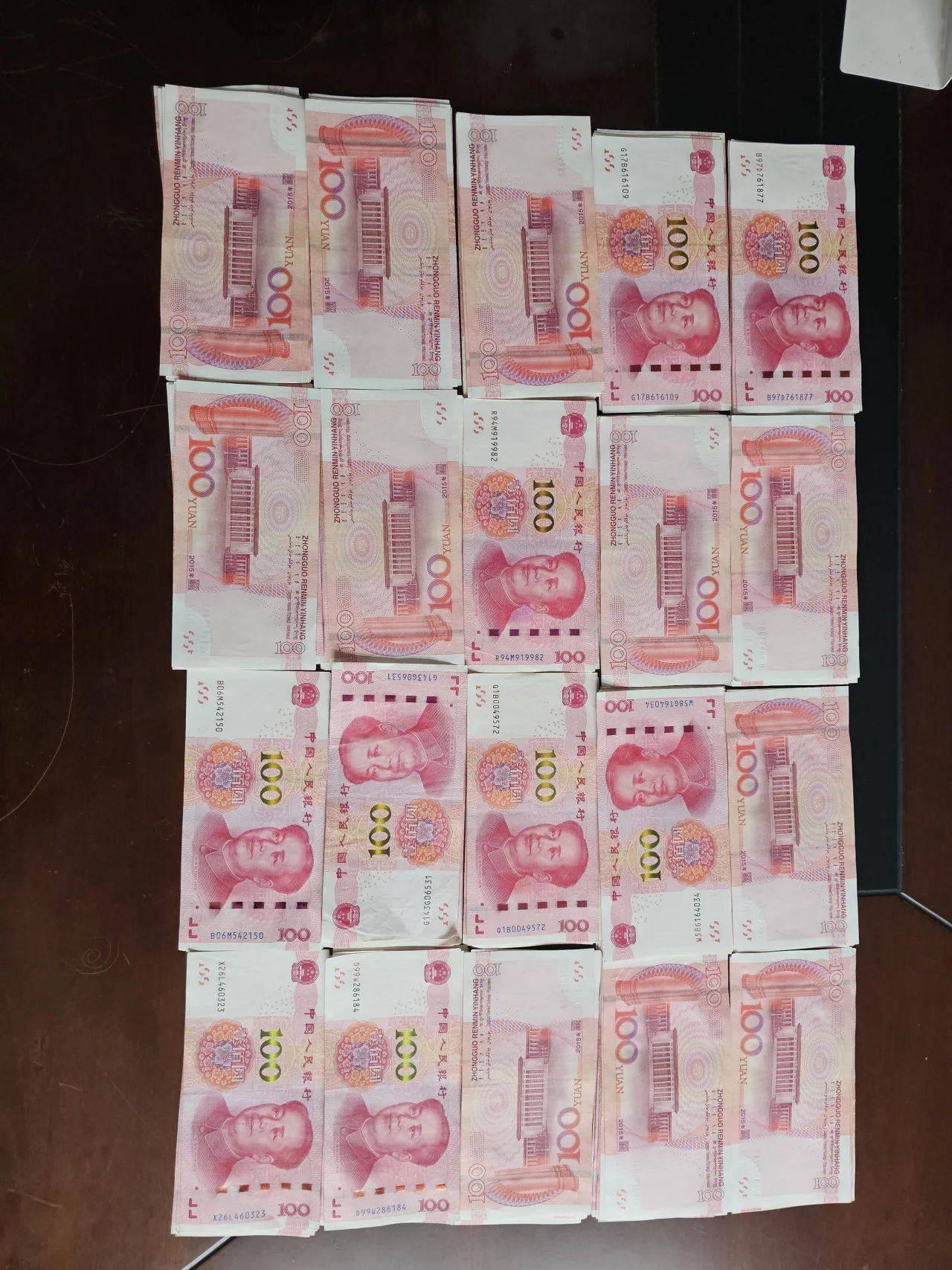 热水壶和“喜糖”里藏着大把现金<strong></p>
<p>软件的优点</strong>，浙江多地已发生，警方提醒：司机请警惕