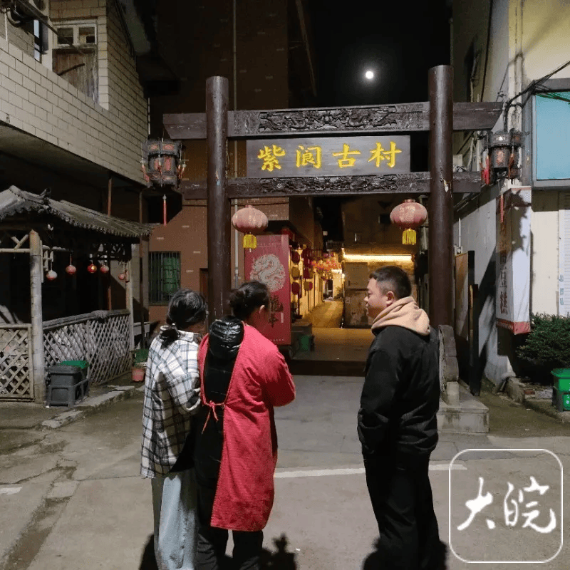 54岁男子疑杀妻后逃进深山<strong></p>
<p>币信</strong>，浙江诸暨警方正用无人机搜捕！村民透露事发细节……
