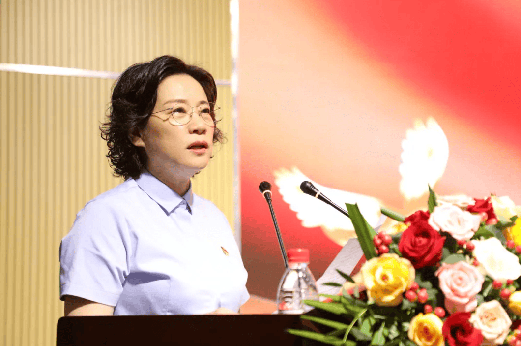 医疗领域反腐持续：三名医院领导干部同日被宣落马<strong></p>
<p>论坛软件</strong>，含现任或原“一把手”