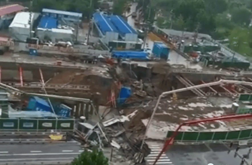 深圳一施工现场发生坍塌<strong></p>
<p>交易指数计算</strong>，13名作业人员失联