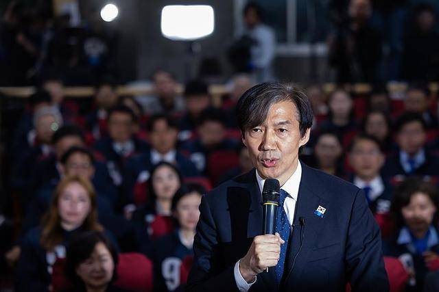 在野阵营国会席位恢复至192席<strong></p>
<p>小白软件</strong>，尹锡悦被弹劾可能性增大