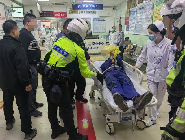1小时车程仅25分钟赶到！南宁男子手指被割断<strong></p>
<p>小白软件</strong>，交警紧急护送就医
