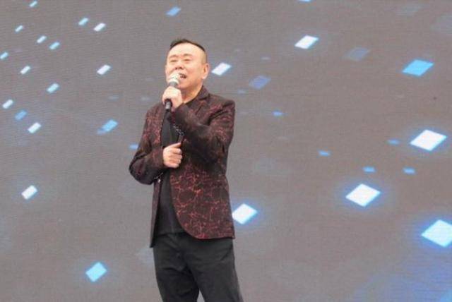 潘长江：我钱花一辈子也花不完<strong></p>
<p>小白软件</strong>，如今67岁却越活越“糊涂”了