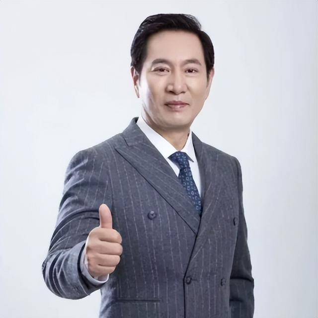 “坏人专业户”姚刚：一生无妻无子<strong></p>
<p>完整交易系统</strong>，如今53岁在千万豪宅一个人住