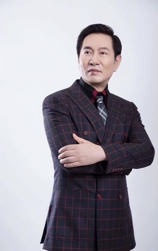 “坏人专业户”姚刚：一生无妻无子<strong></p>
<p>完整交易系统</strong>，如今53岁在千万豪宅一个人住