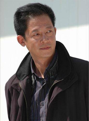王志文：我落难时王宝强伸出援手<strong></p>
<p>货币对交易</strong>，但宝强落难借300w我却一分没给