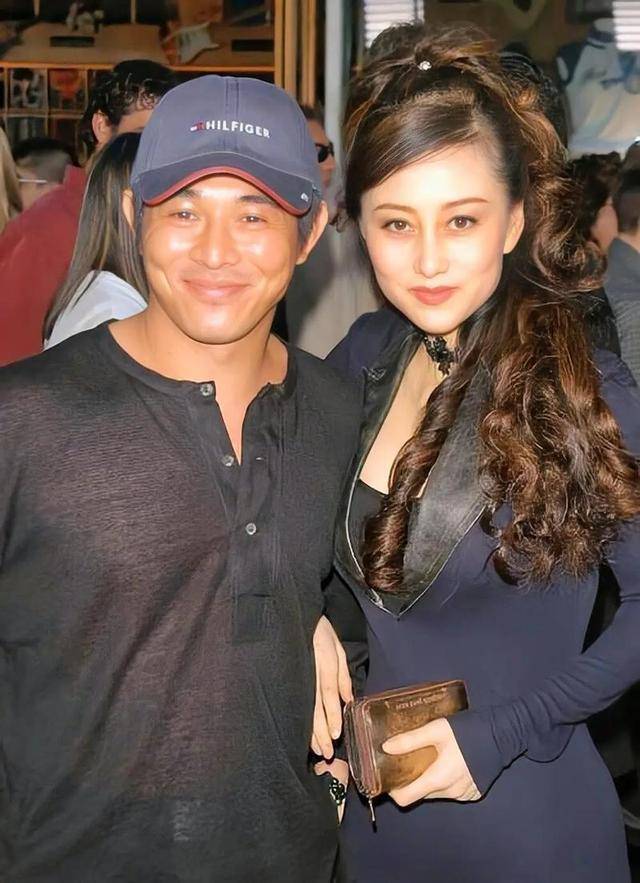 李连杰:后事一切从简<strong></p>
<p>软件刷</strong>，不用立碑也不用办丧事，树葬海葬都可以