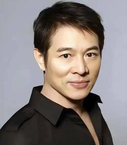 李连杰:后事一切从简<strong></p>
<p>软件刷</strong>，不用立碑也不用办丧事，树葬海葬都可以