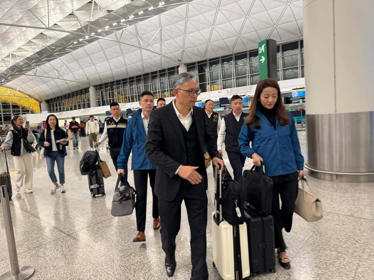 仍有12名港人被困缅甸<strong></p>
<p>币圈知识</strong>，香港派专责小组前往泰国跟进