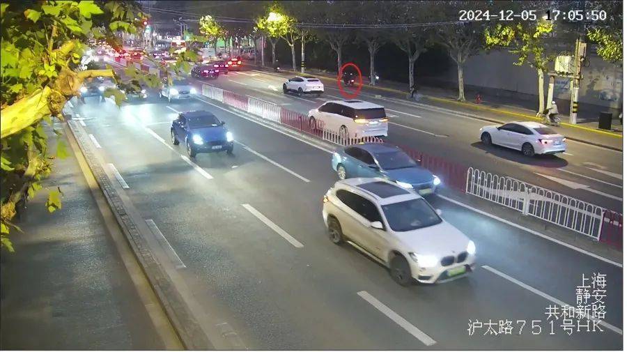 沪太路惊现“刀片”<strong></p>
<p>世界货币份额</strong>，不少上海市民中招！幕后黑手竟然是他…