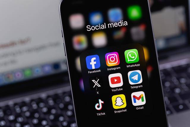 民进党为什么不敢全面封禁TikTok<strong></p>
<p>网络货币交易</strong>？苏恒：不少台湾人靠它维持生计|飞越功德院