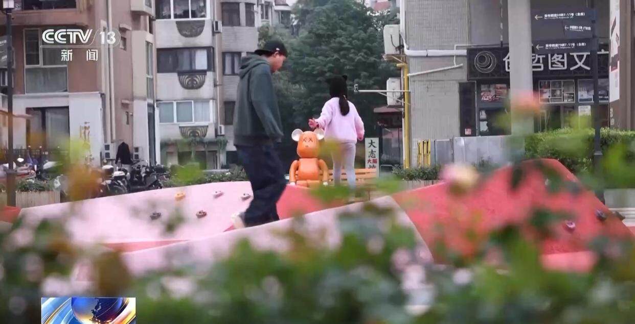 独身女子病逝后叔姑舅姨9人争遗产<strong></p>
<p>白银期货开户</strong>，房产为何收归国家？案例释法→
