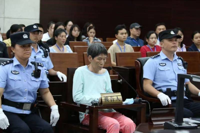 余华英被执行死刑<strong></p>
<p>美原油</strong>！受害人杨妞花的姐姐发声：终于等到这一天