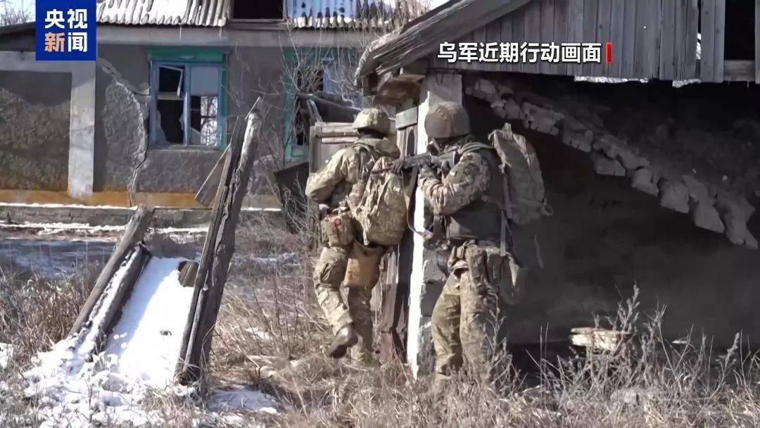 特朗普最新宣布！泽连斯基抵达美国<strong></p>
<p>美原油</strong>，美方：不再谈了直接签，协议不含任何美国支持乌方的承诺！俄军加强攻势，英国：将向乌派兵