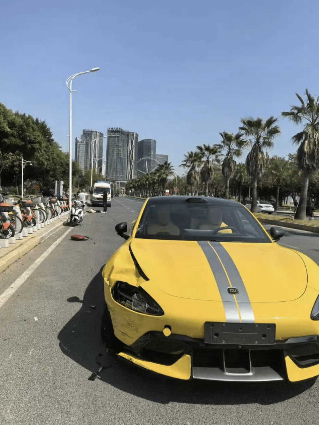 小米SU7 Ultra狂飙140km/h撞飞电动车引热议<strong></p>
<p>数字货币交易所</strong>，如何避免类似悲剧重演？｜热财经