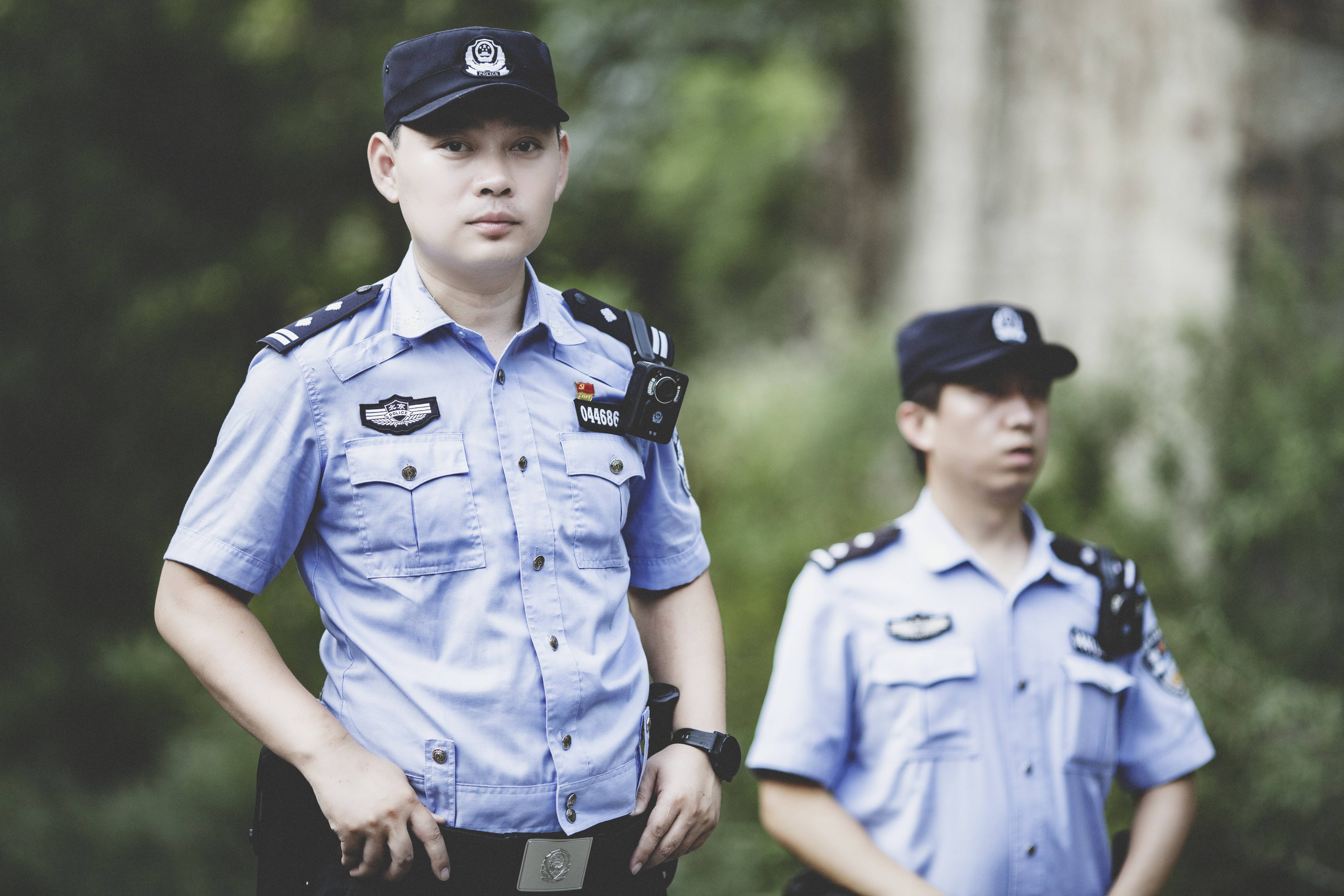 森林警察韩孟祺：乔装成驴友潜伏密林中<strong></p>
<p>数字货币网站</strong>，抓获“粘鸟”嫌疑人