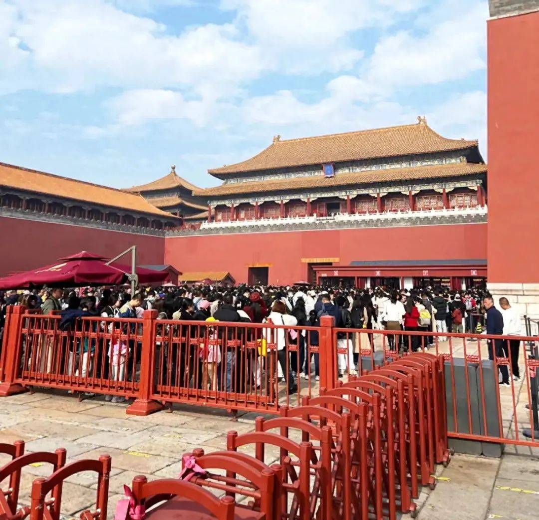 上海囡囡：去了一趟北京<strong></p>
<p>bitop官网</strong>，忍不住想说说，北京给我的4个印象