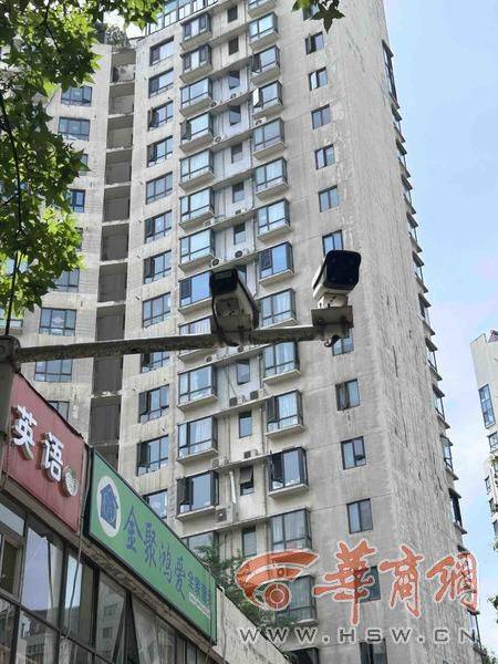 西安14岁初中生骑车回家在小区被撞 孩子说肇事司机下车看<strong></p>
<p>比特币交易</strong>了看就离开