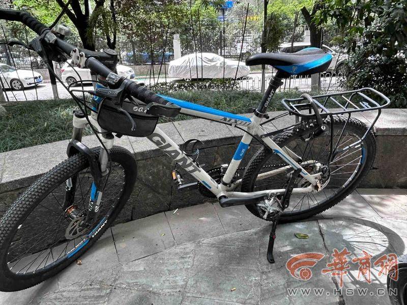西安14岁初中生骑车回家在小区被撞 孩子说肇事司机下车看<strong></p>
<p>比特币交易</strong>了看就离开