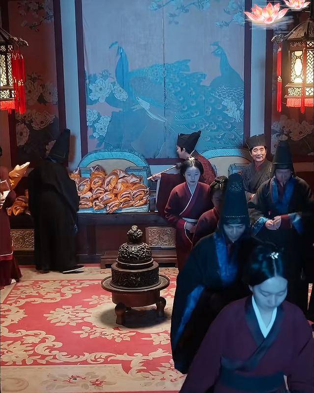 “一胎生99子”<strong></p>
<p>比特币价格</strong>？恶意审丑是对观众的“电子投毒”丨中听
