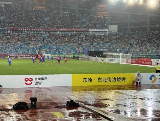 常州一烧烤店花10万赞助苏超<strong></p>
<p>BITOP</strong>，因系唯一个体赞助商爆火，附近商户：之前生意一直好
