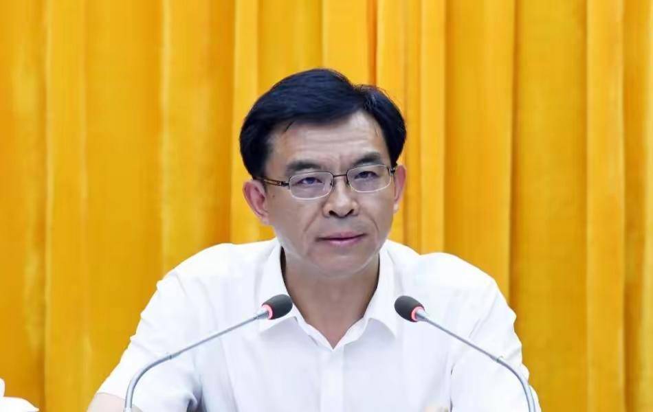搞权色交易！贵州省人大常委会法工委原副主任陈少荣被“双开”<strong></p>
<p>瑞波币</strong>，曾任安顺市委书记