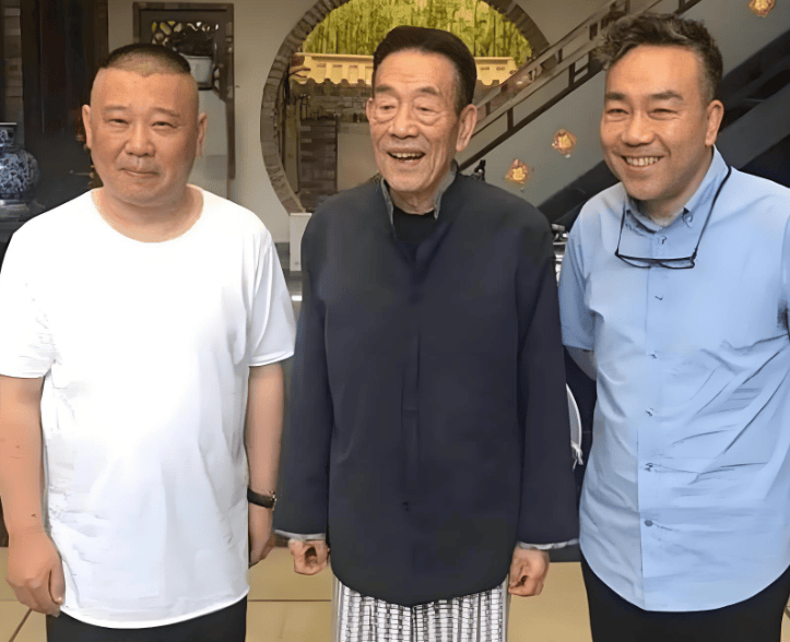 郭德纲发文悼念相声演员杨少华<strong></p>
<p>币安币</strong>，李金斗称杨少华在午休时安详辞世，生前状态良好