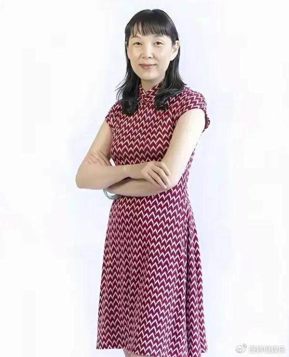 杜建英大学旧照曝光<strong></p>
<p>比特现金</strong>，难怪能上位！两儿子名字暗藏深意，手握股权