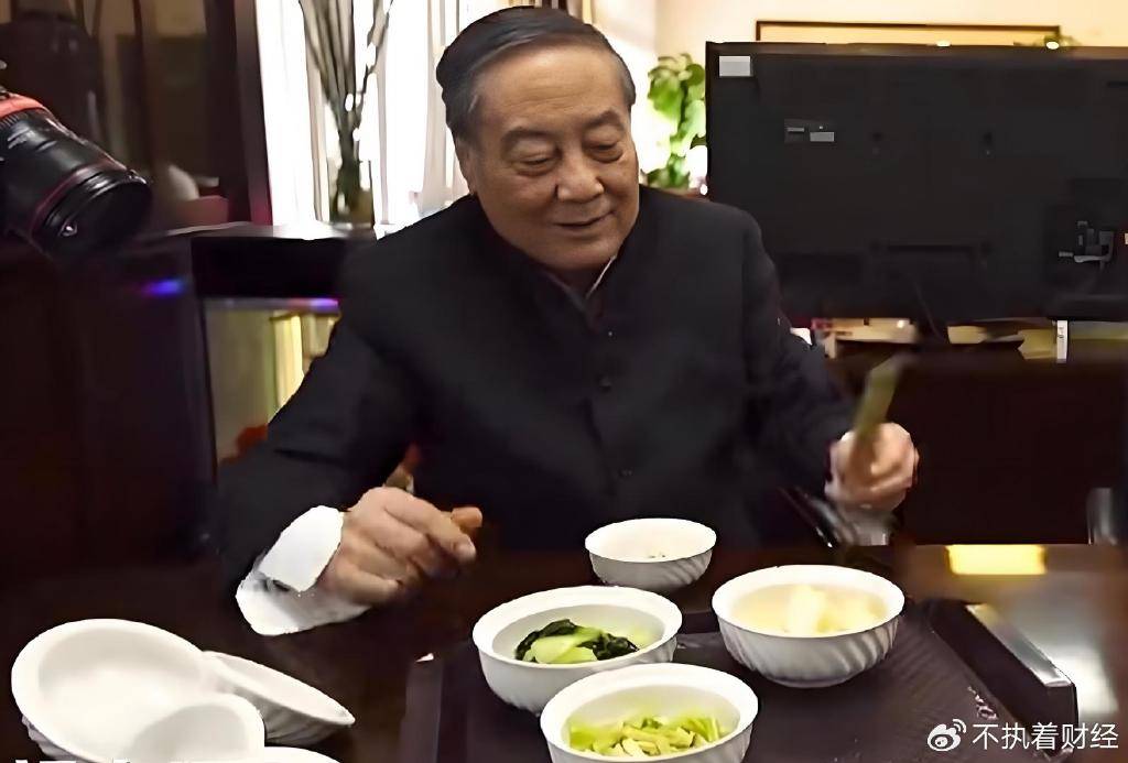 宗庆后声称一天只花几块钱<strong></p>
<p>USDT交易</strong>，实际上满世界买豪宅，海外资产18亿