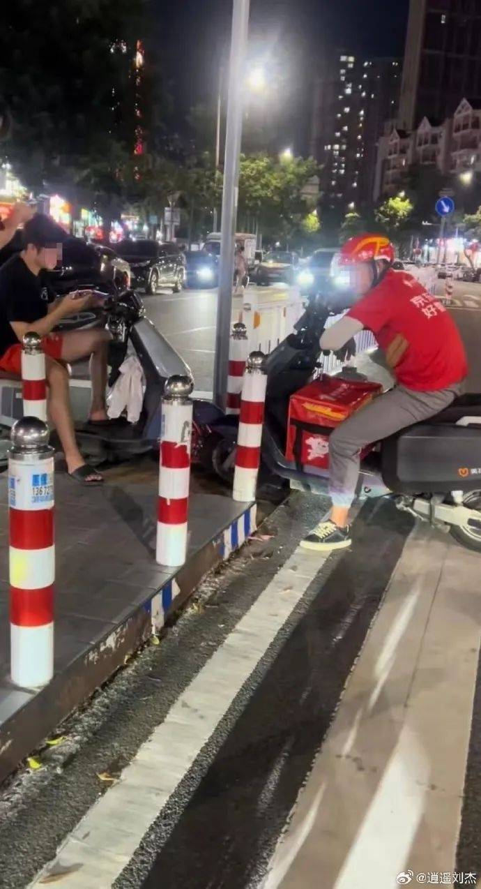 广东2电动车马路上对峙“斗气”从天亮到天黑<strong></p>
<p>艾达币交易</strong>，交警回应：将调取事发路段监控依规处理