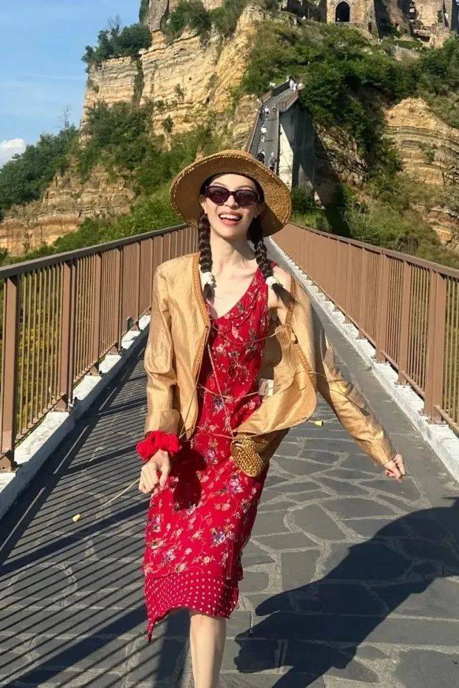 质感女人怎么都在穿这个颜色<strong></p>
<p>比特现金交易</strong>？