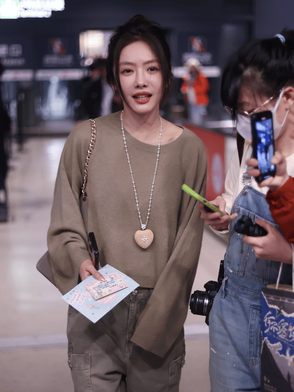 质感女人怎么都在穿这个颜色<strong></p>
<p>比特现金交易</strong>？