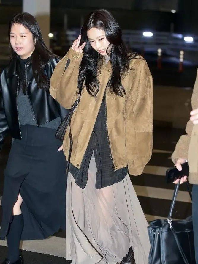 质感女人怎么都在穿这个颜色<strong></p>
<p>比特现金交易</strong>？