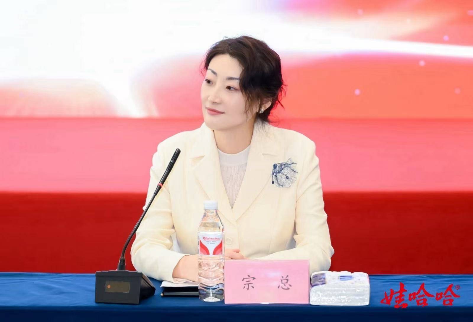 商业头条No.89 | 专访宗馥莉：做一个“追赶者”<strong></p>
<p>LTC交易</strong>，不急于证明自己