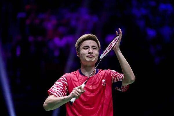 祝贺！石宇奇2比1逆转昆拉武特<strong></p>
<p>BSV-比特币交易</strong>，获得羽毛球世锦赛男单冠军！