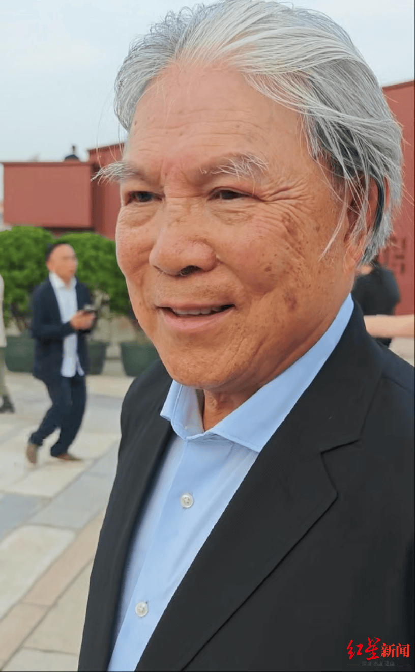 霍震霆：在阅兵仪式中<strong></p>
<p>比特币交易</strong>，看到了国家的国防能力和国家发展