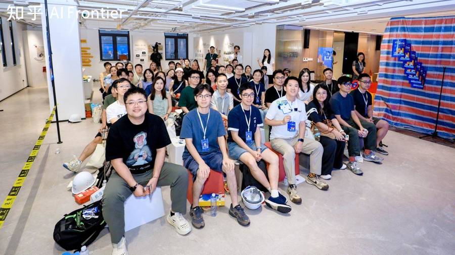 知乎AI脱口秀在沪举行<strong></p>
<p>区块链挖矿交易</strong>，将启动“AI先行者计划”