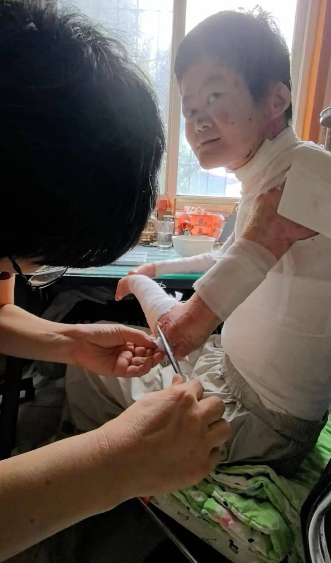 医生断言“活不过2岁”的郑州罕见病女孩<strong></p>
<p>区块链挖矿交易</strong>，24岁“带伤出征”，开启西藏之行