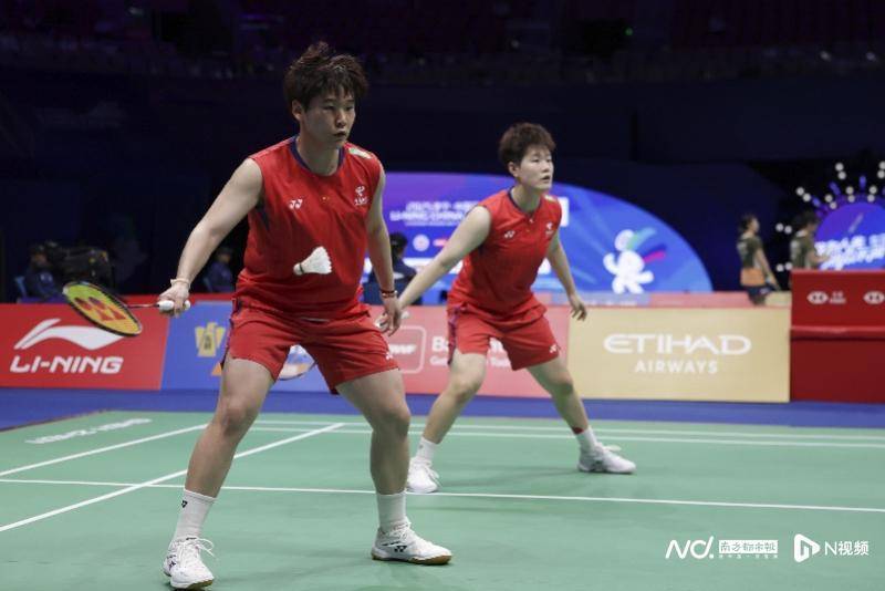 中国羽毛球大师赛于深圳开拍<strong></p>
<p>OKEx交易所</strong>，国羽首日7战4胜