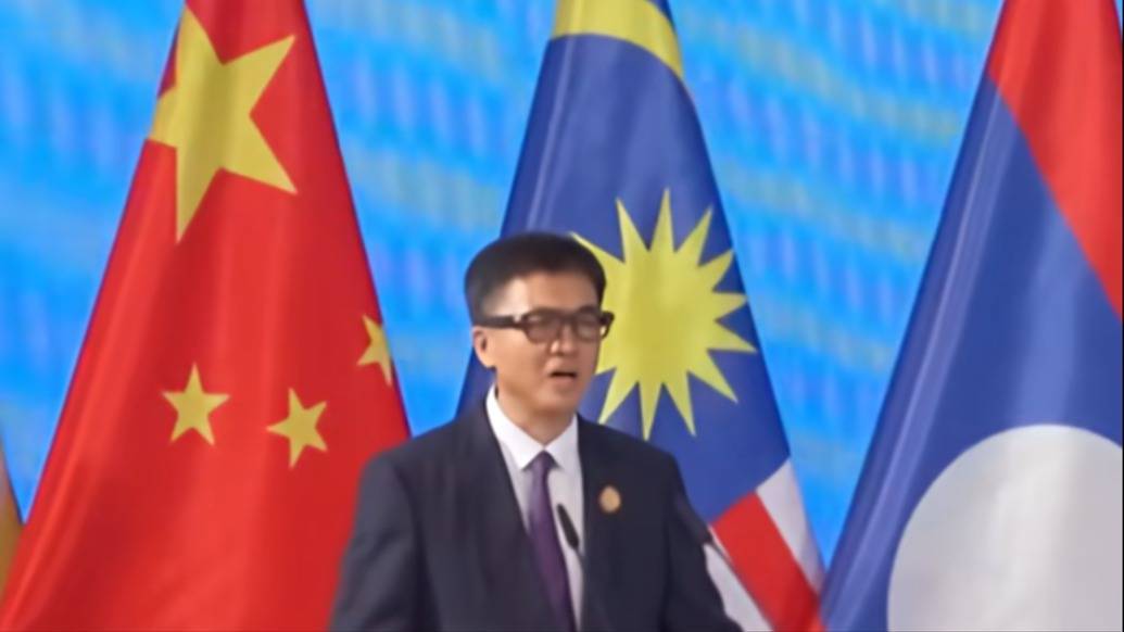 广西书记佩戴的“广西生产”AI眼镜爆火<strong></p>
<p>抹茶交易所</strong>，媒体介绍售价3999元
